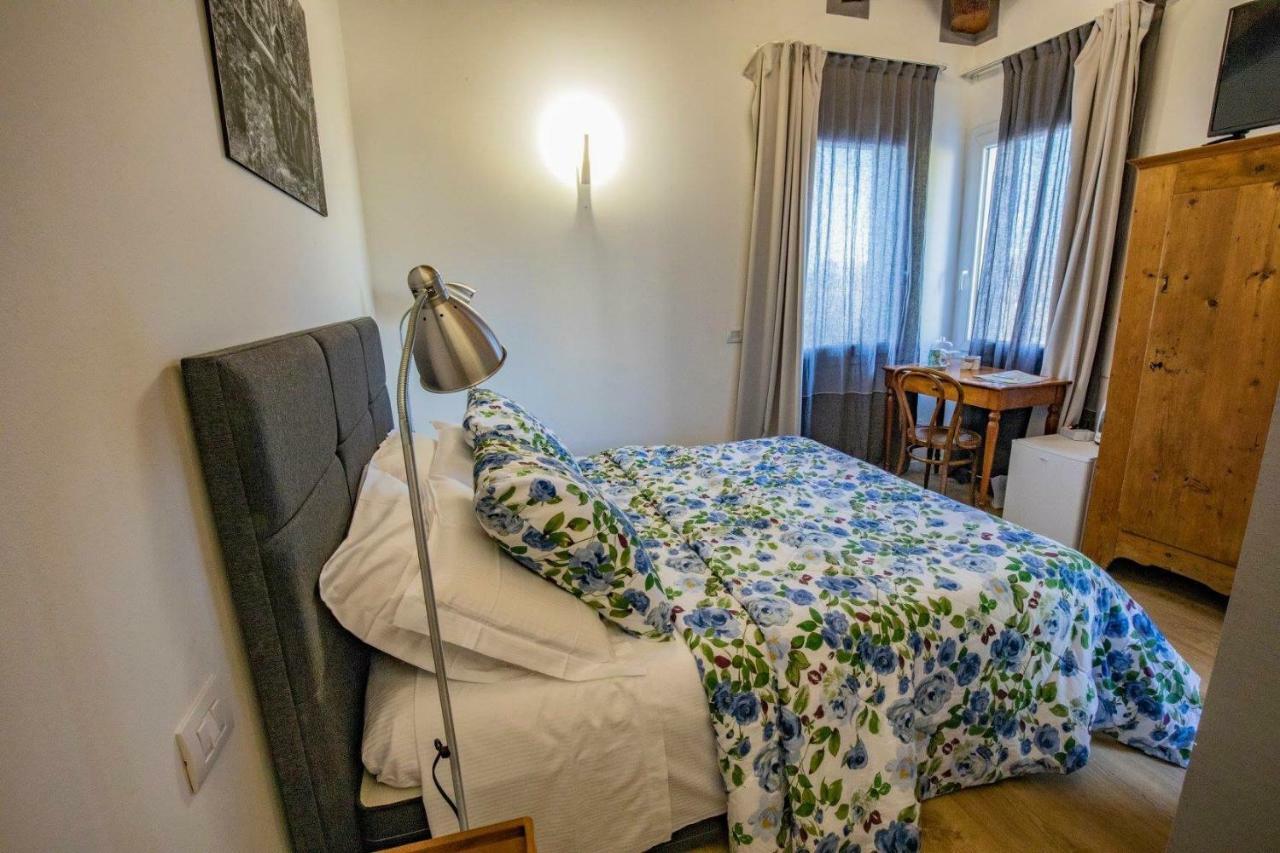 Отель A Casa Di V-Ale Тревизо Экстерьер фото